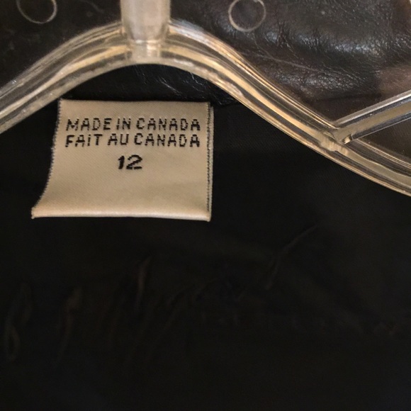 Lambskin Leather Vest in Black! Leather is “Everywhere” this Season! - Picture 6 of 9